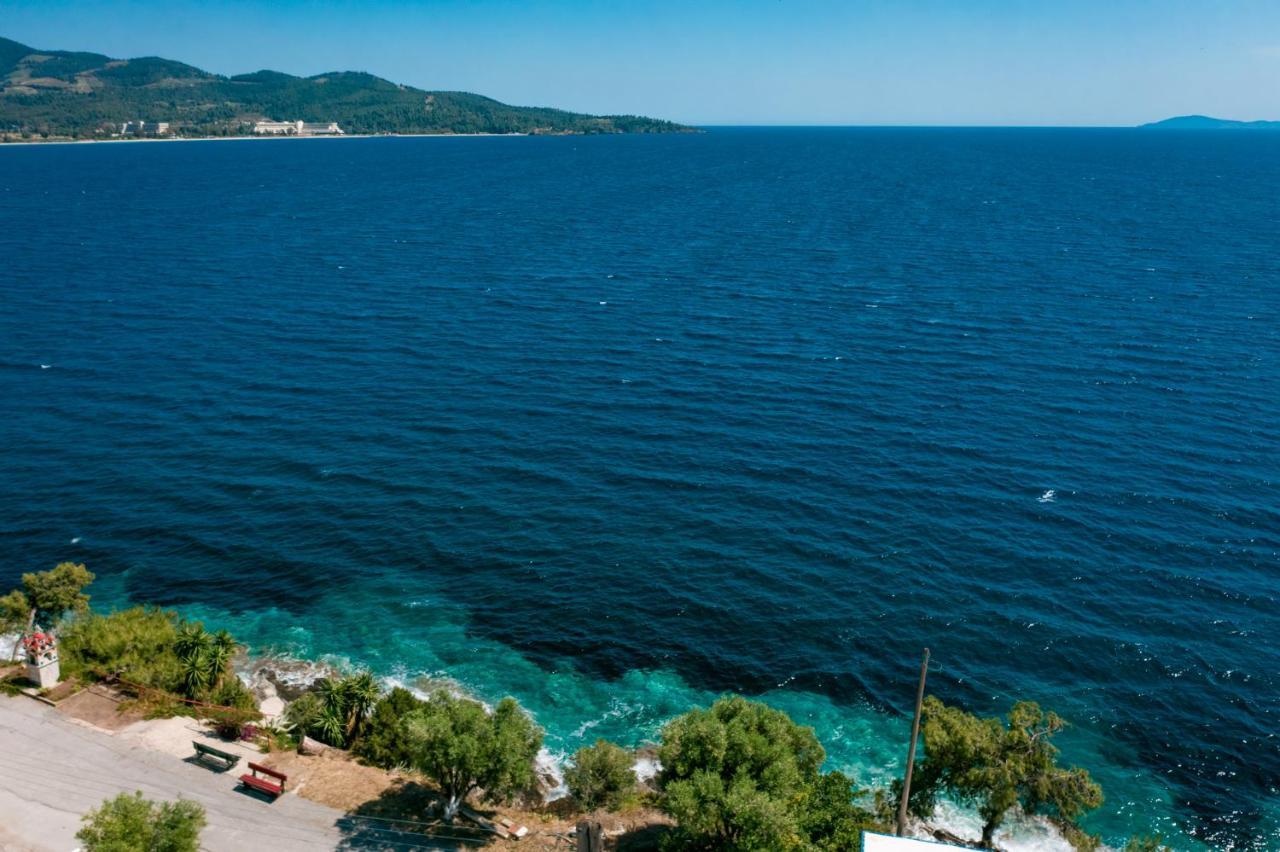 Anemos Seaside Apartment Неос-Мармарас Экстерьер фото