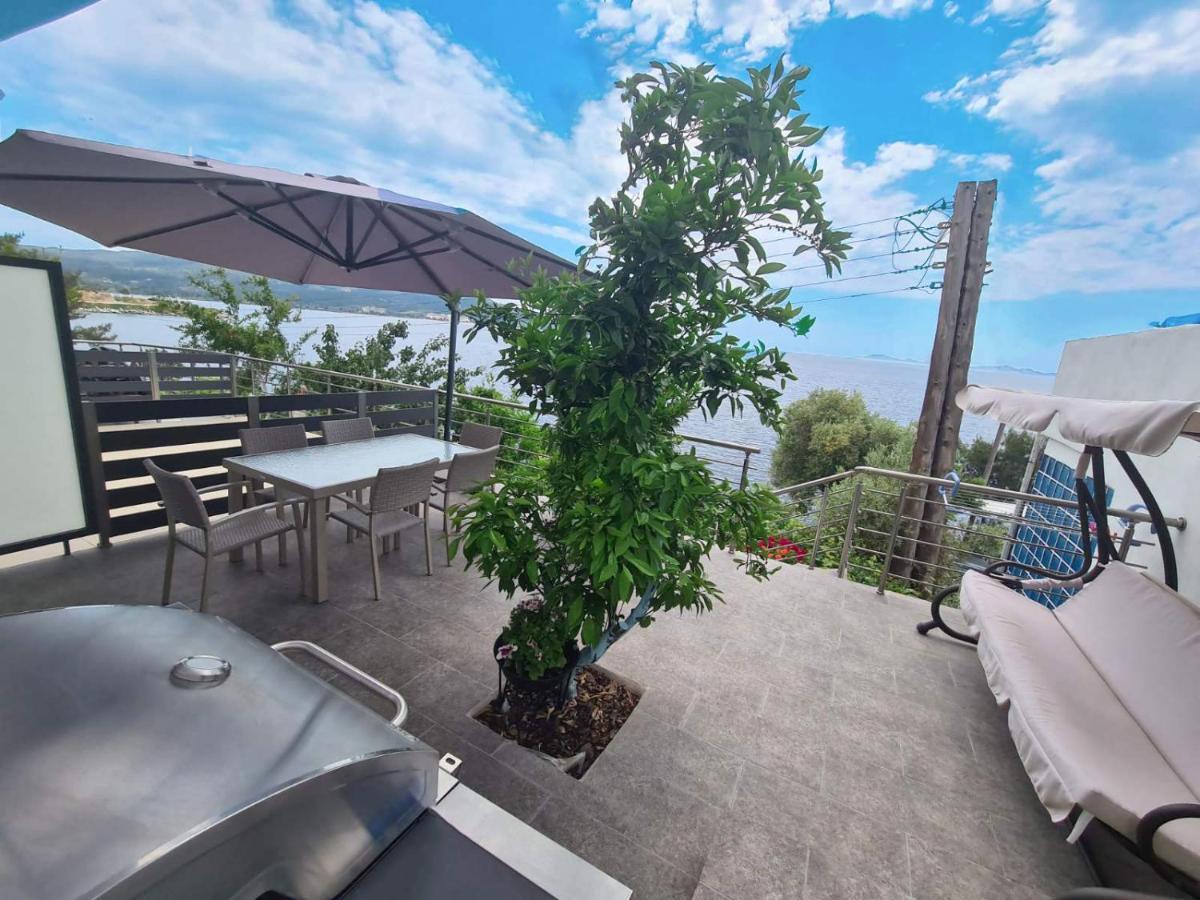 Anemos Seaside Apartment Неос-Мармарас Экстерьер фото